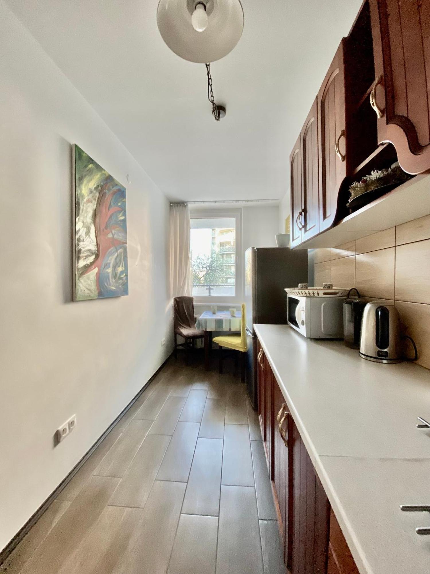 Apartament Noc Z Obrazem - Balkon - Warszawa Praga Exteriör bild