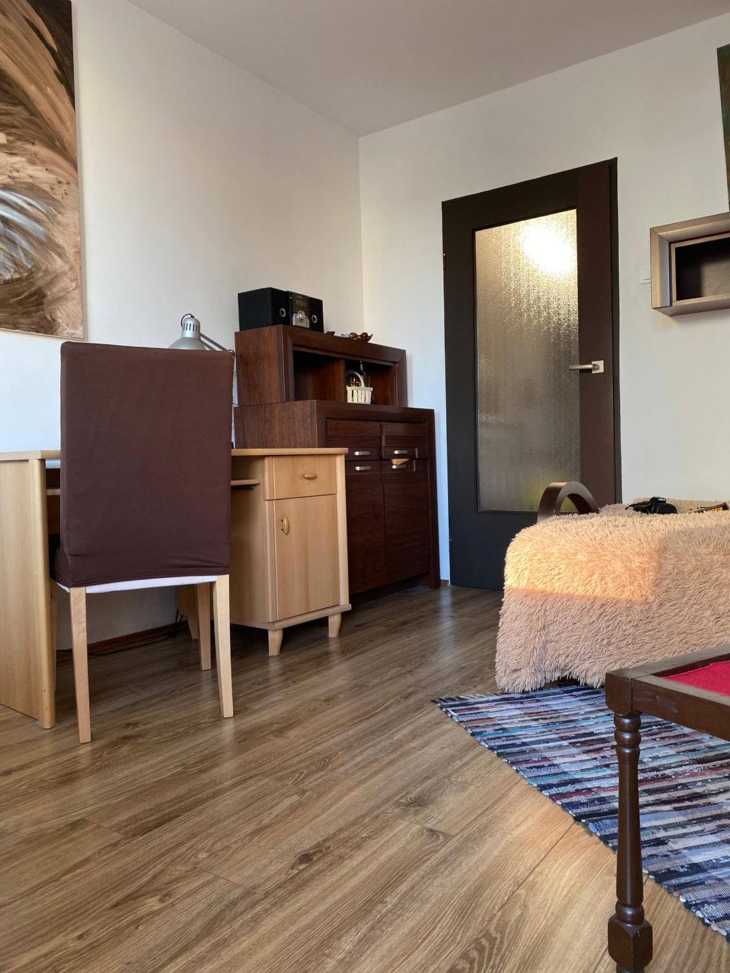 Apartament Noc Z Obrazem - Balkon - Warszawa Praga Exteriör bild